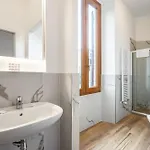 Guesthost - Casa Di Ebe - Campo Di Marte Flat With Balcony * フィレンツェ