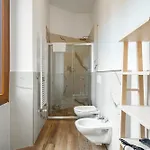 Guesthost - Casa Di Ebe - Campo Di Marte Flat With Balcony *
